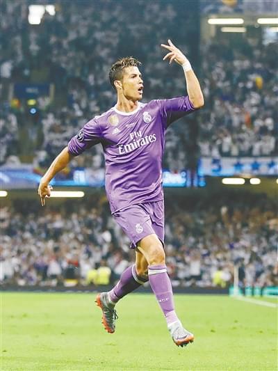 形中成为她 形中成为她